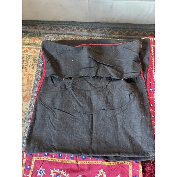 Lot Of 6 UNBRANDED Vintage Indian Middle Eastern Hand Embroidered Pillow Cases - Picture 7 of 13
